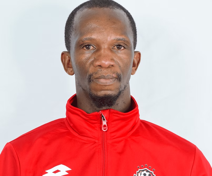 Kealeboga Basiamisi — Coach